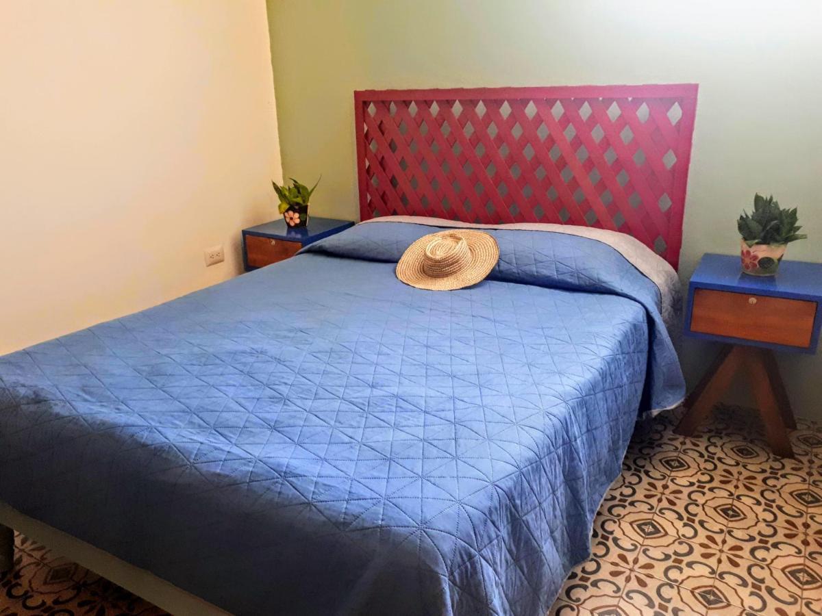Hostel Candelaria Valladolid  Dış mekan fotoğraf