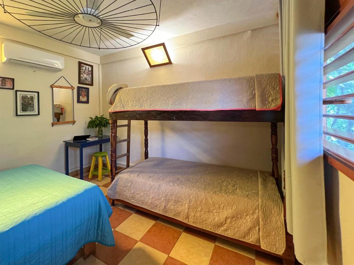Hostel Candelaria Valladolid  Dış mekan fotoğraf