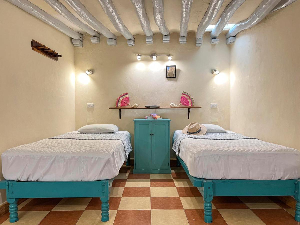 Hostel Candelaria Valladolid  Dış mekan fotoğraf