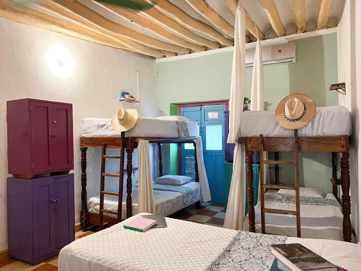 Hostel Candelaria Valladolid  Dış mekan fotoğraf