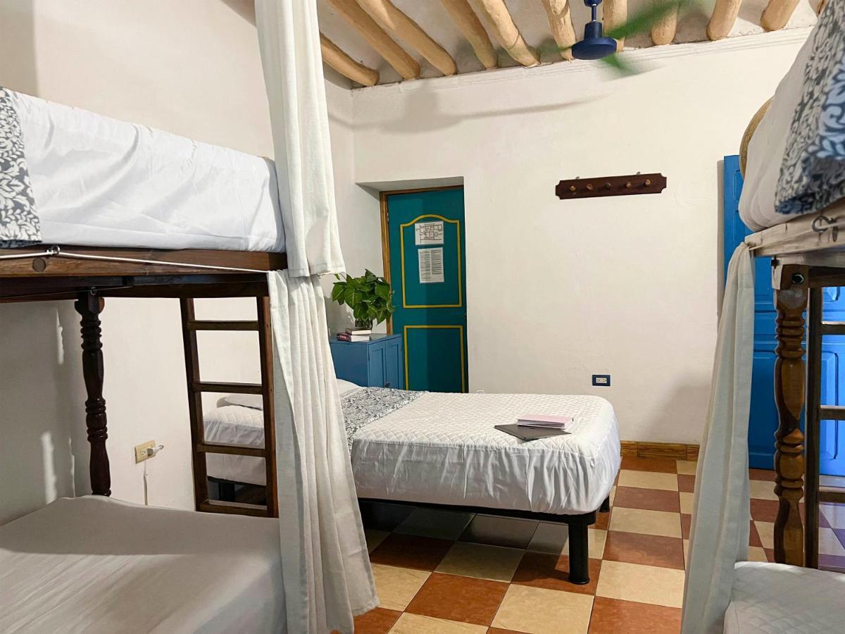Hostel Candelaria Valladolid  Dış mekan fotoğraf
