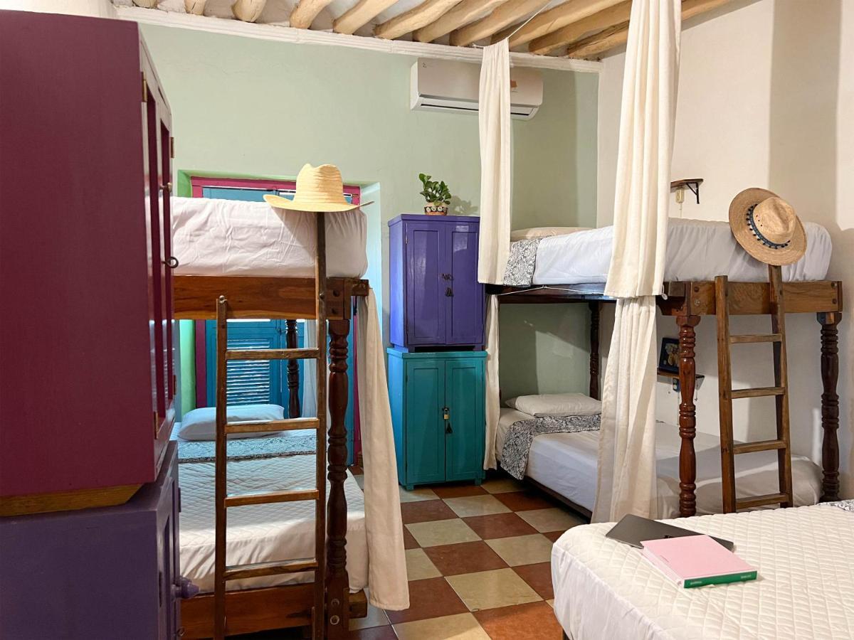 Hostel Candelaria Valladolid  Dış mekan fotoğraf